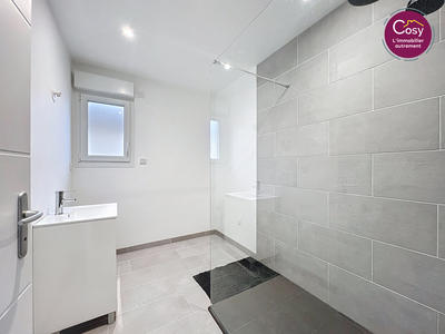 Maison - 85 m² - 3 pièces