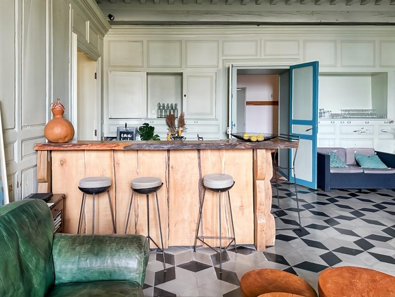 Château - 1 540 m² - 32 pièces