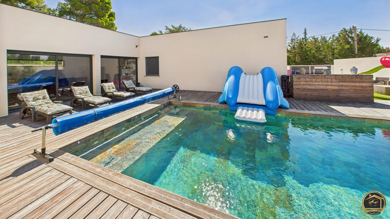 Maison contemporaine - 155 m² - 6 pièces