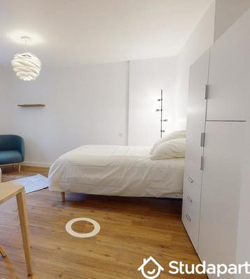 Chambre - 23 m² - 1 pièce