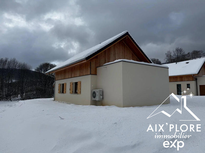 Maison - 98 m² - 4 pièces