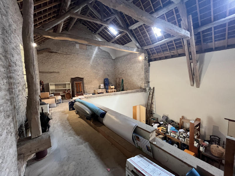 Maison - 316 m² - 7 pièces