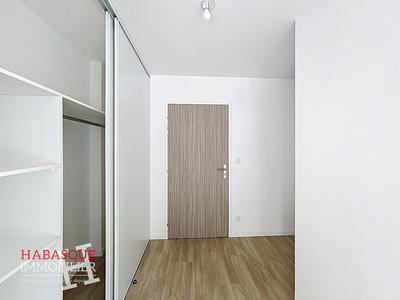 Appartement - 84 m² - 4 pièces