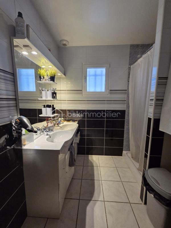 Maison - 108 m² - 5 pièces