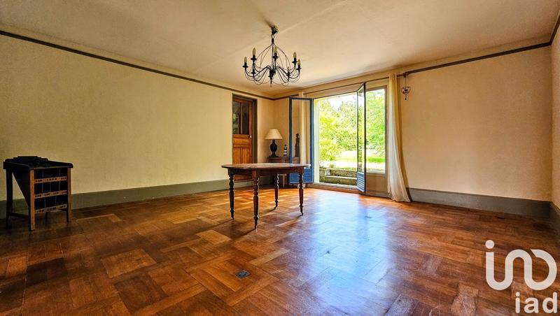 Maison - 182 m² - 8 pièces