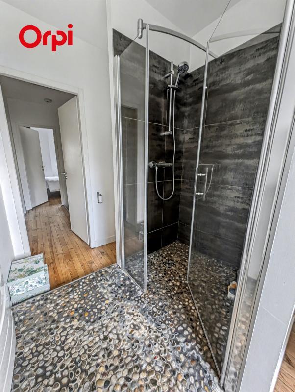 Villa - 169 m² - 7 pièces