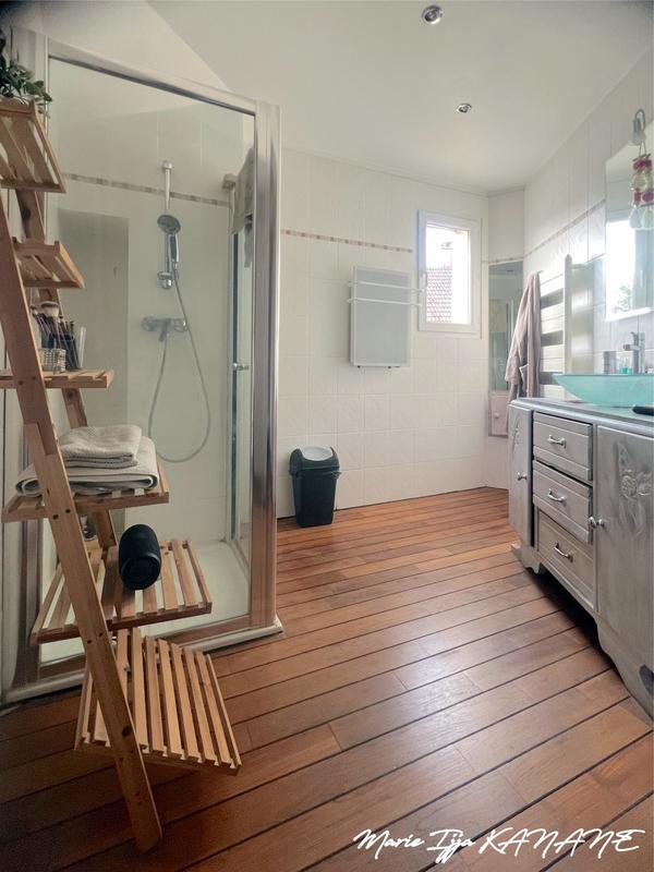 Maison ancienne - 250 m² - 8 pièces