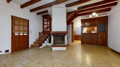 Maison - 233 m² - 7 pièces