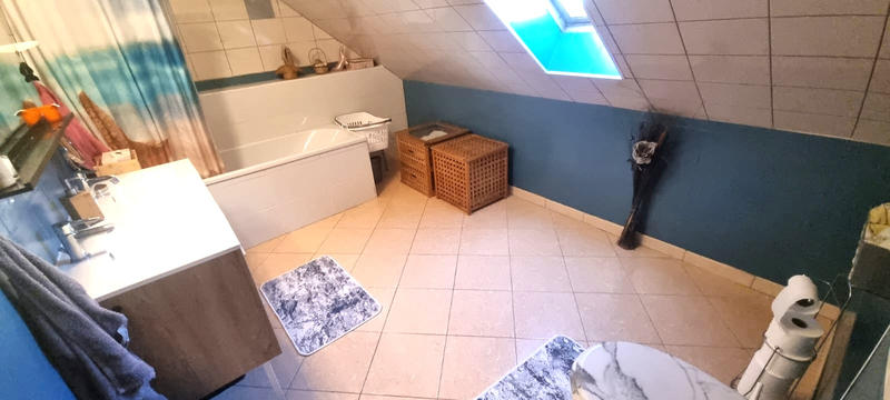 Maison - 151 m² - 6 pièces