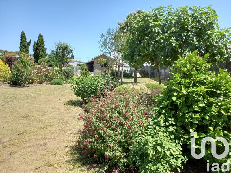 Maison - 230 m² - 9 pièces