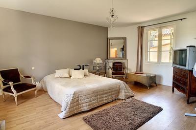 Maison de ville - 260 m² - 8 pièces