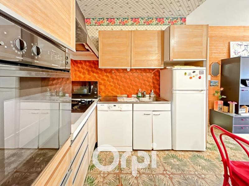 Maison - 197 m² - 4 pièces