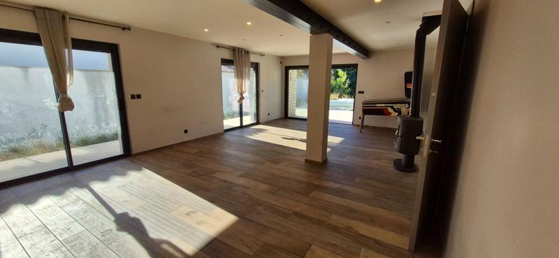 Villa - 223 m² - 7 pièces