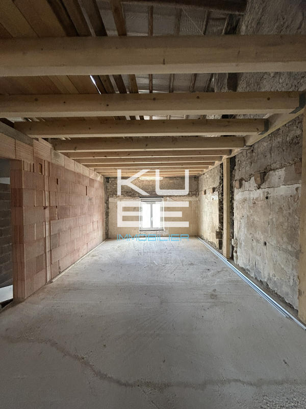 Maison de village - 180 m² - 5 pièces