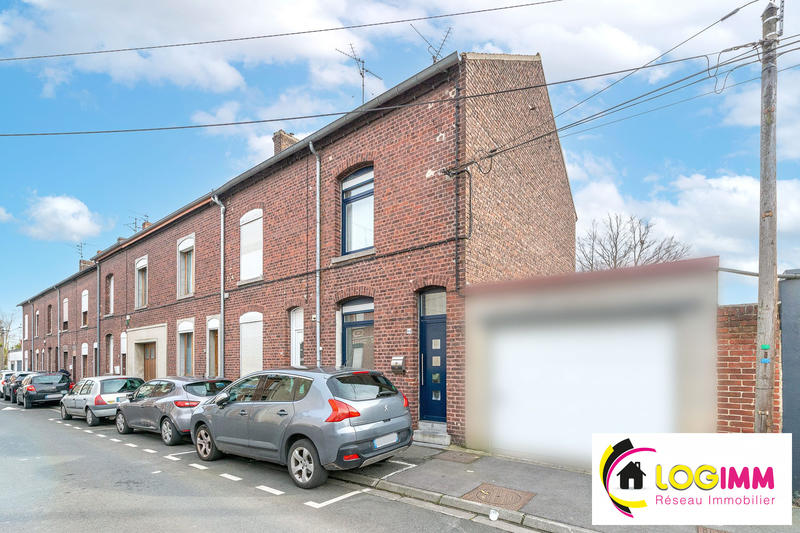 Maison - 103 m² - 4 pièces