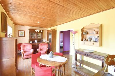 Maison traditionnelle - 131 m² - 5 pièces