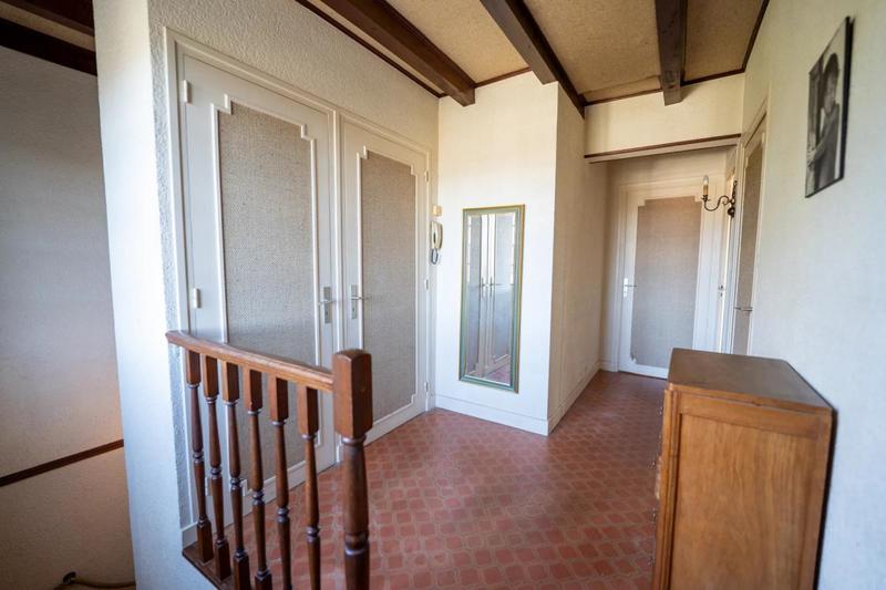 Maison - 176 m² - 7 pièces