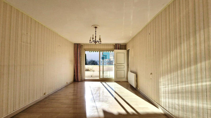 Appartement - 93 m² - 4 pièces