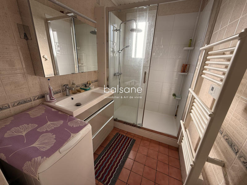 Maison - 98 m² - 5 pièces