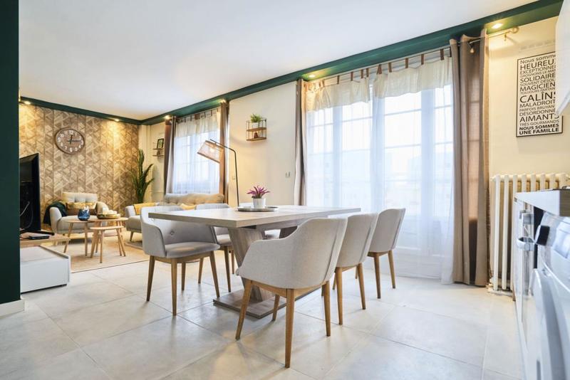 Appartement - 82 m² - 5 pièces