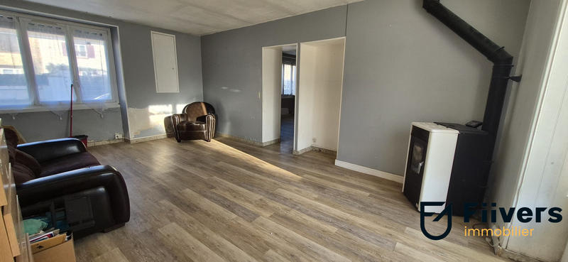 Maison - 180 m² - 7 pièces