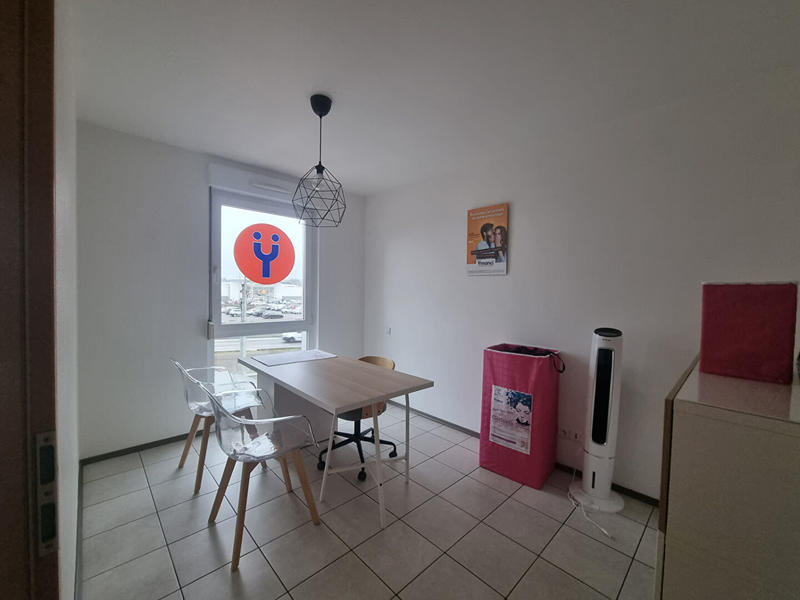 Local commercial - 73 m² - 3 pièces