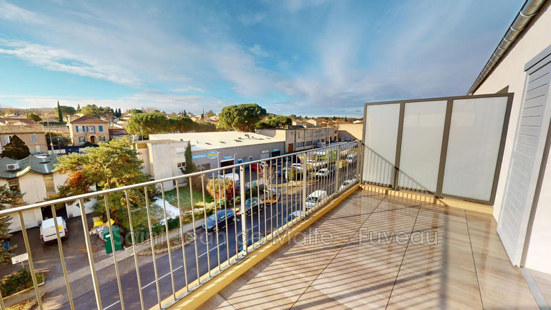 Appartement - 83 m² - 3 pièces