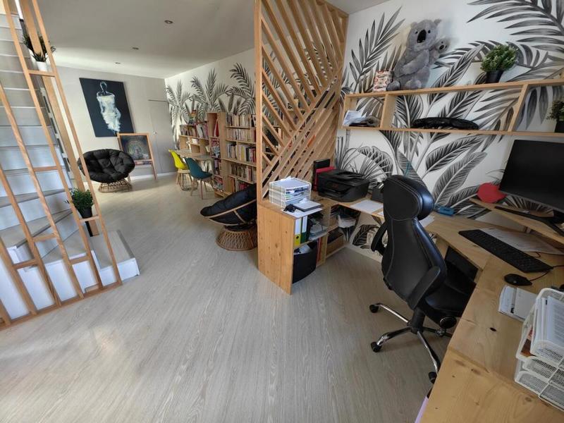 Maison - 265 m² - 12 pièces