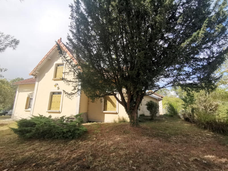 Maison - 160 m² - 7 pièces