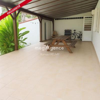 Maison traditionnelle - 80 m² - 3 pièces