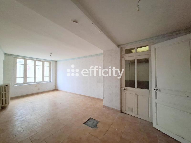 Maison - 153 m² - 9 pièces
