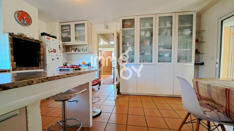 Maison - 147 m² - 5 pièces