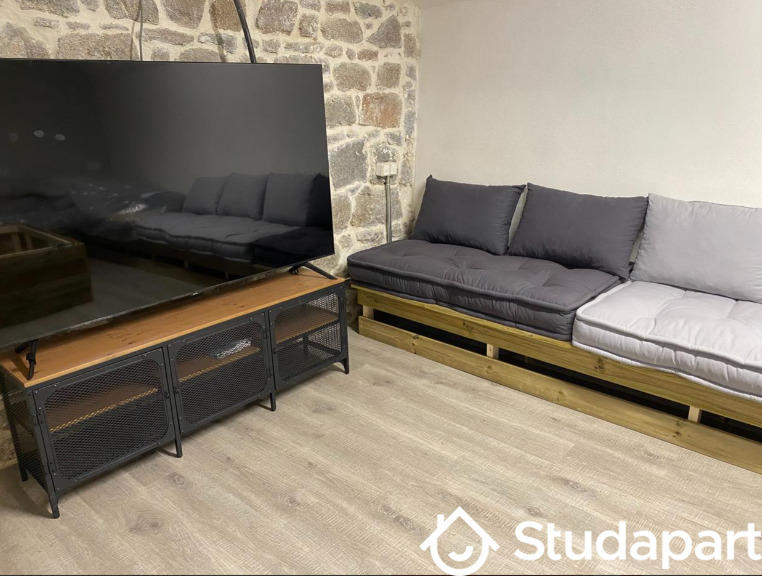 Chambre - 14 m² - 1 pièce