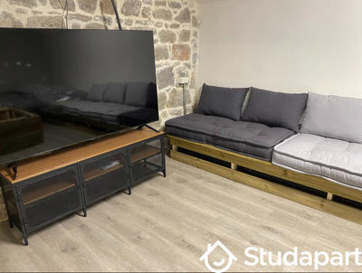 Chambre - 14 m² - 1 pièce