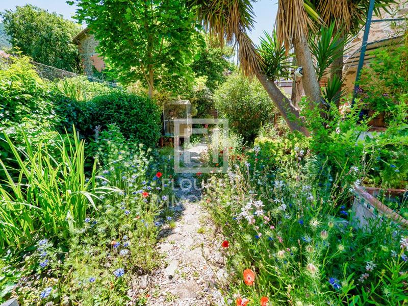 Mas - 270 m² - 10 pièces