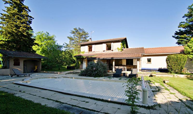 Maison - 121 m² - 5 pièces