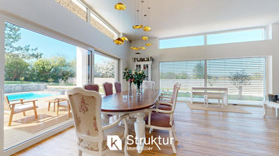 Villa - 290 m² - 7 pièces