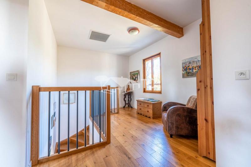 Corps de ferme - 198 m² - 7 pièces