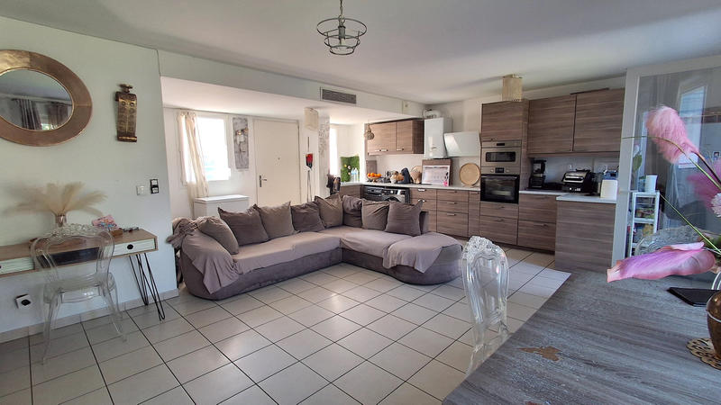 Maison - 74 m² - 3 pièces