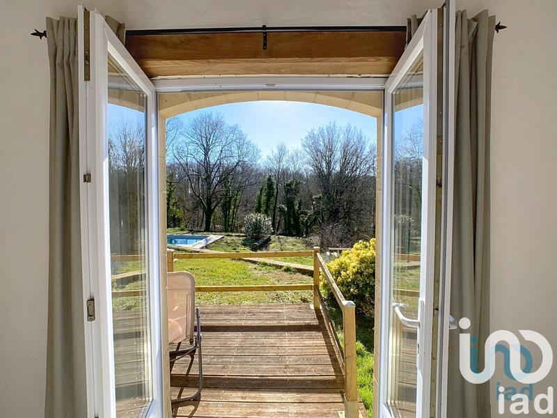 Maison - 180 m² - 5 pièces