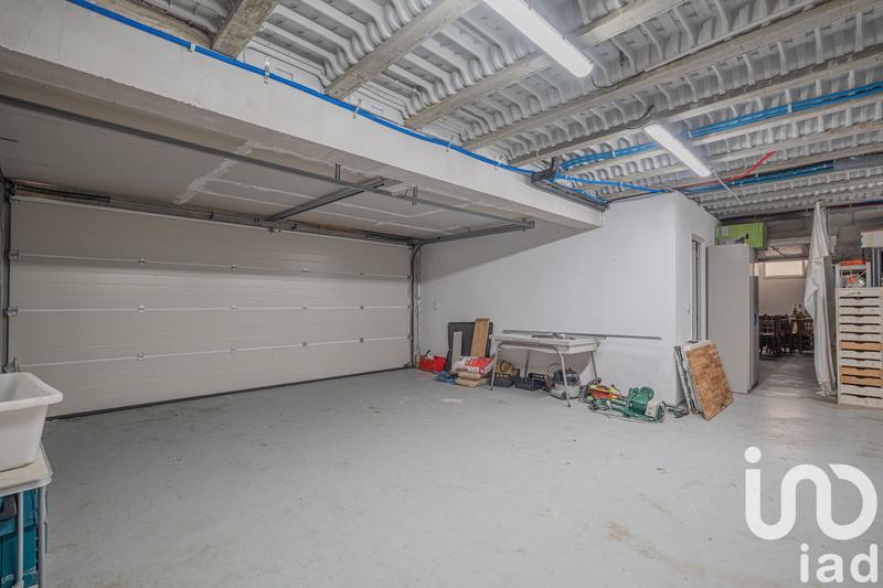 Maison - 195 m² - 8 pièces