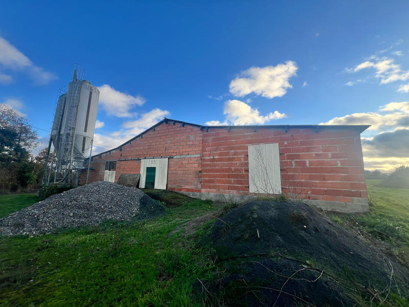 Parking / Garage - 800 m²