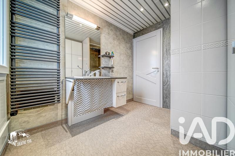 Maison - 127 m² - 5 pièces