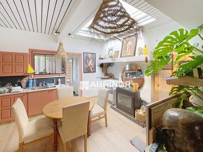 Maison - 105 m² - 4 pièces