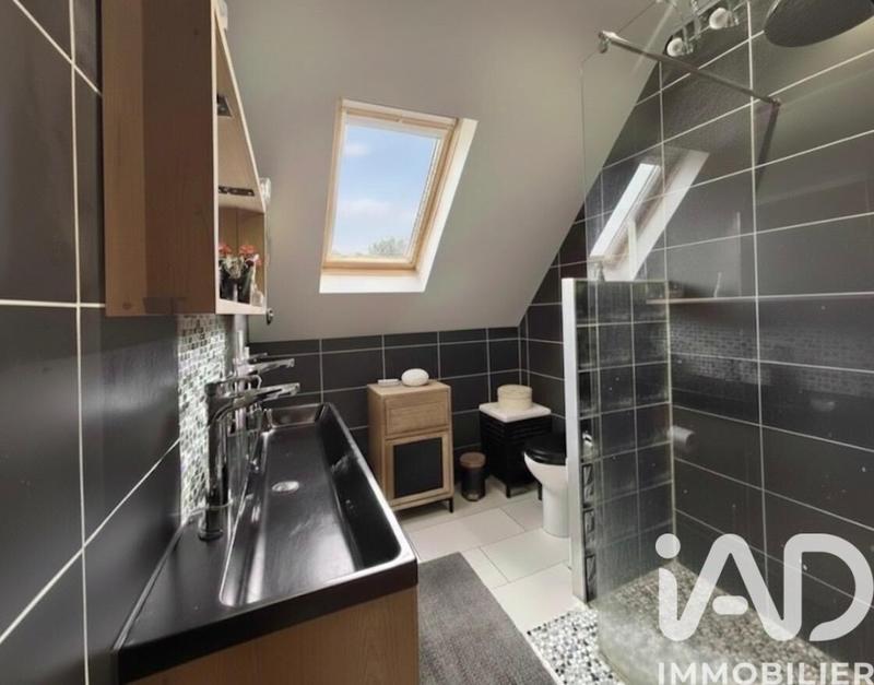 Maison - 83 m² - 5 pièces