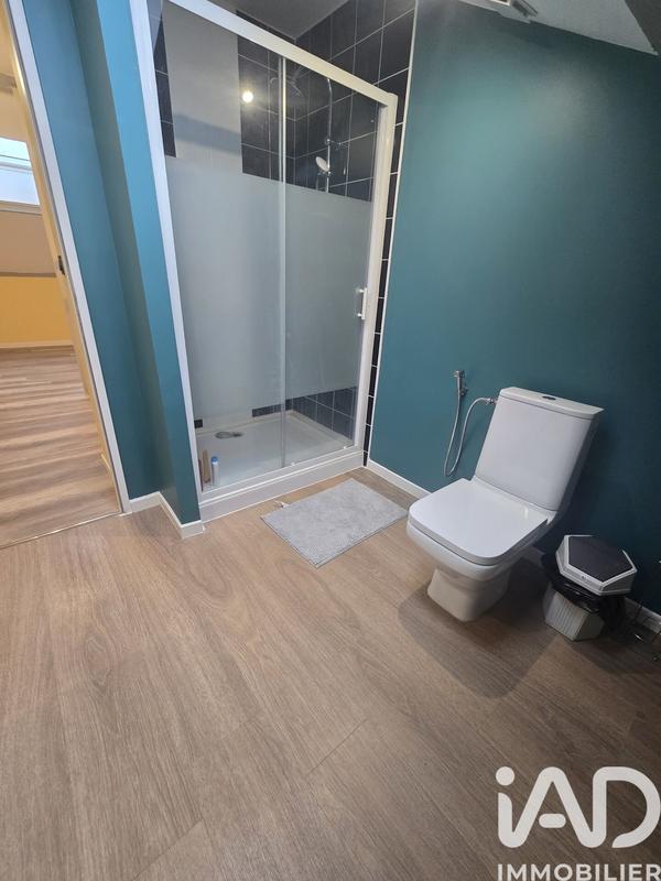 Maison - 220 m² - 7 pièces