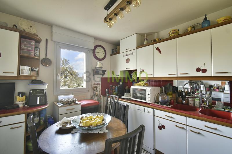 Appartement - 93 m² - 3 pièces