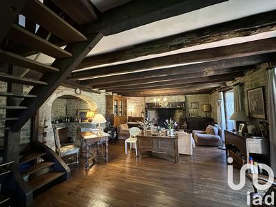 Maison - 140 m² - 4 pièces