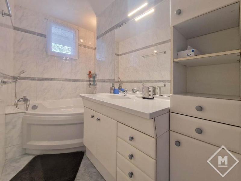 Appartement - 69 m² - 4 pièces