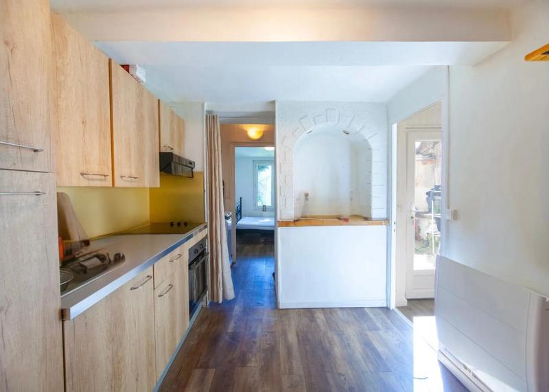 Appartement - 93 m² - 6 pièces